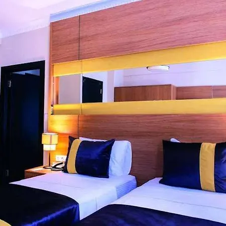 Hotel Karamans Sirkeci 2*