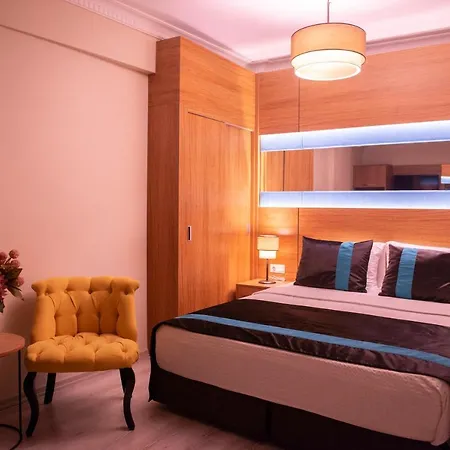 Hotel Karamans Sirkeci 2*