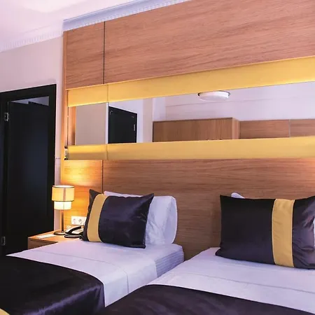 Hotel Karamans Sirkeci 2*