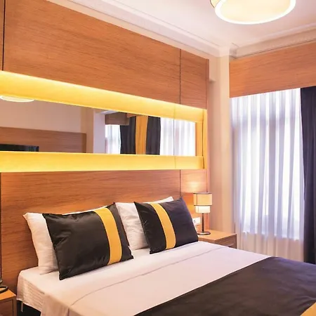 Karamans Sirkeci Szálloda 2*