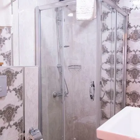 Karamans Sirkeci Provincia di Istanbul