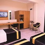 מלון Karamans Sirkeci